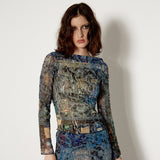 SHEISSHE/PRINTED PLEATED T-SHIRTS