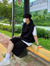 Semi crop hood vest