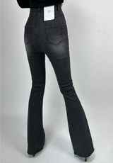 (BODY-SHAPING GUARANTEED🤍🖤) TWO-BUTTON ELASTIC WAIST BLACK WASH BOOTCUT 🤍🖤 SEMI-WIDE DENIM PANTS