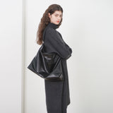 [Haesu Collaboration] Contour Shoulder Bag (Leather Black)