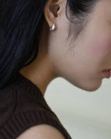 Truth earring (silver)