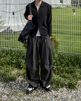 Howt Over Curved Denim Pants