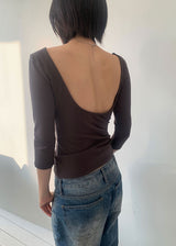 TENSION BACKLESS SLEEVE TEE