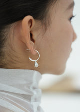 [MADE] GROTTO EARRING 07 - RAINBOW MOONSTONE