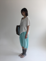 Monog off-shoulder T-shirt (2color)