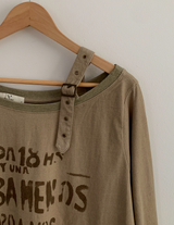 Yuto One Off-Shoulder T-Shirt