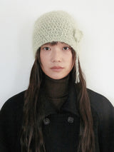 Clover Broach Beanie - Pistachio