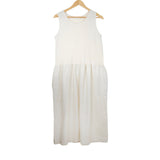 fair sleeveless dress