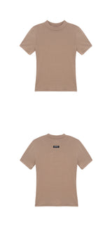 バックラベルスリムTシャツ