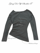Glossy Dot Off-Shoulder T