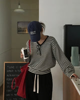 [BELLIDE MADE] ルーズフィットストライプVネックニット