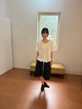 curve bermuda pants