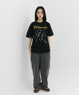 コンクリート・ジャングルT シャツ ブラック