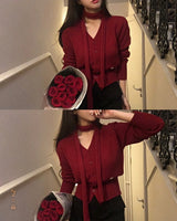 [BELLIDE MADE] Metallic charm V-neck cardigan with tie
