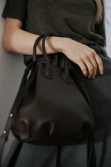 HANDLE BAG DARK BROWN