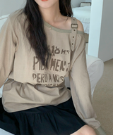 Yuto One Off-Shoulder T-Shirt