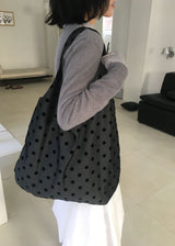 ドットショルダーバッグ