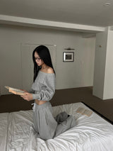 Unbalanced off-shoulder side slit brushed long sleeve sweatshirt (6 colors)