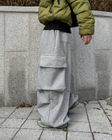 Flo balloon cargo sweat pants