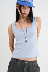 Hole pendant strap necklace