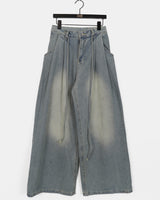 ウタストラップツーピンタックワイドデニムパンツ
