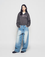 25FW WOMAN アーチシェイプドロゴクロップナッピングフーディージップアップ