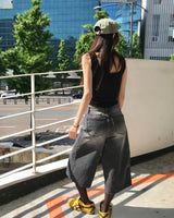 カレパンツ