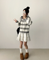 Beaded Dangara Snap Knit Hooded
