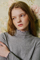 Frill Basic Turtleneck [Gray]