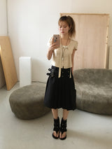 Buckle pleats midi skirt
