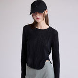 Crease Top Black & Ivory