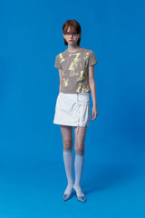 COLLECTION PIN TUCK POINT GRAPHIC T-SHIRT [GRAY]