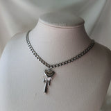 [NMIXX Bae Necklace] メルティングハートサージカルチェーンネックレス