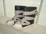 Cross-tie boots