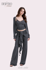 ロイヤル チャコール フリル トレーニング スリーピース セットアップ (Cardigan+Sleeveless+Pants)