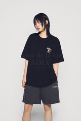 24FW ワールドワイドトラベルクオッカアートワーク半袖Tシャツ (OVERSEAS EXCLUSIVE) ブラック