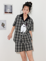 Rabbit pints and logo embroidered pajamas can be worn outside