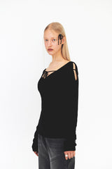 V NECK STRAP KNIT