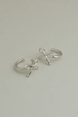Teeny Ribbon earcuff (Silver / Select Side) 