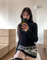 Muse Nordic Turtleneck Line One-Piece Dress