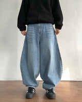 Based Curved Denim Pants