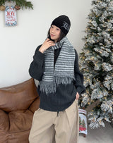 ルペルハジラウンドニット