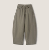 Cottie Flip Back Pocket Curved Cotton Pants