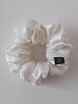Pearl Satin Scrunchie_Medium_Light Ivory