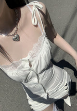 Arzen strap lace top (white)