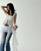 a bean button punching bustier blouse