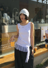 EYELET FRILL SLEEVELESS