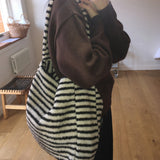コルティ ストライプ ファー ショルダーバッグ