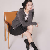 LINE BOUCLE KNIT CARDIGAN (DEEP GRAY)