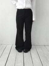 ローライズブーツカットパンツ